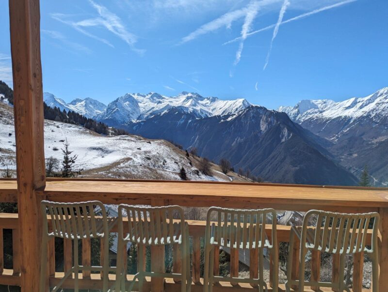 Chalet La Boutame – Villard-Reculas Alpe d’Huez Grand Domaine – Bar de balcon suspendu orientation plein sud