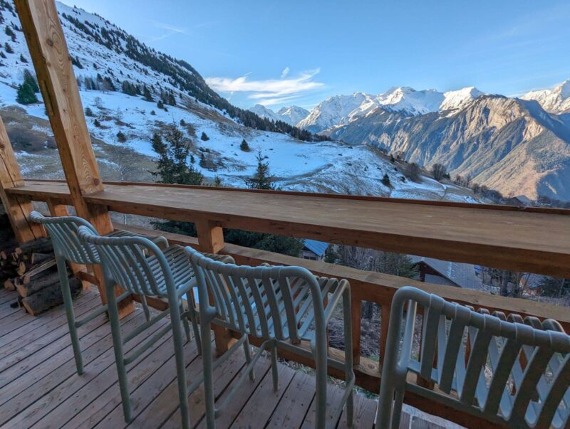 Chalet La Boutame - Villard-Reculas Alpe d’Huez Grand Domaine - Bar de balcon suspendu avec vue dégagée plein sud sur l'Oisans